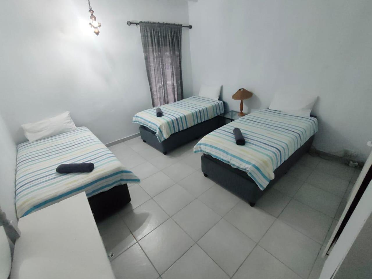 Blue Mountain Farm Lodge, Cabins & Cottages Swellendam Rum bild