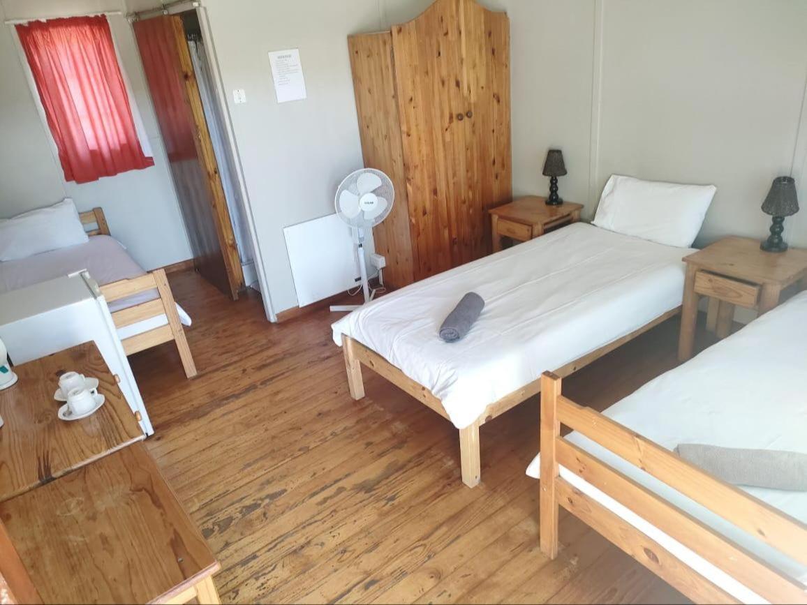 Blue Mountain Farm Lodge, Cabins & Cottages Swellendam Rum bild
