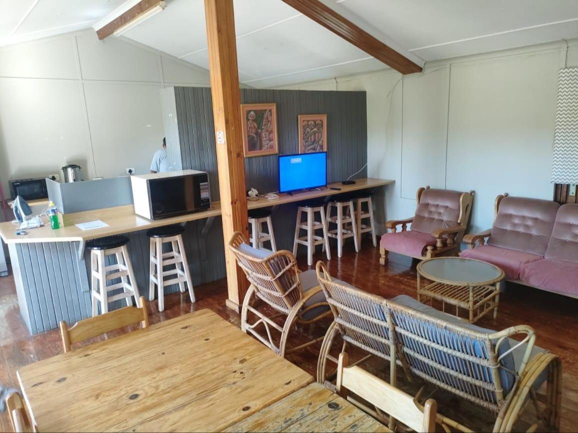 Blue Mountain Farm Lodge, Cabins & Cottages Swellendam Rum bild