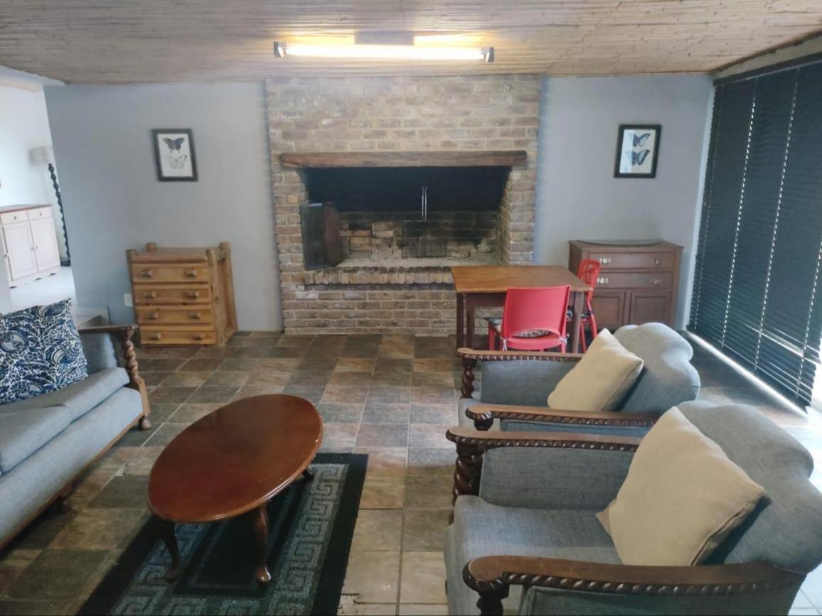 Blue Mountain Farm Lodge, Cabins & Cottages Swellendam Rum bild