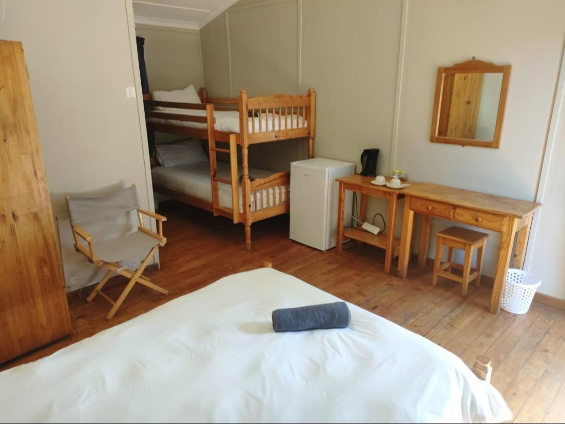 Blue Mountain Farm Lodge, Cabins & Cottages Swellendam Rum bild